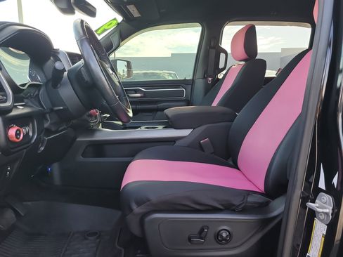 Used 2019 RAM 1500 Big Horn AWD/4WD image 18