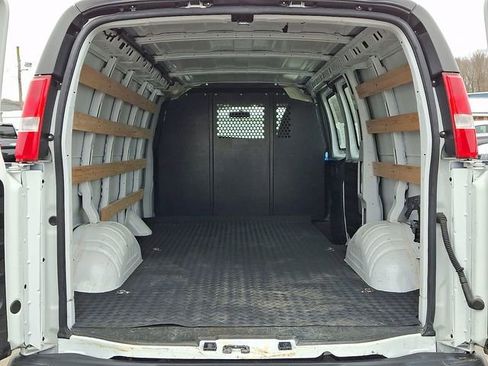 Used 2024 Chevrolet Express 2500 w/ Driver Convenience Package image 32