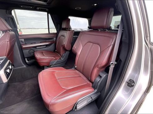 Used 2023 Ford Expedition Limited AWD/4WD image 25
