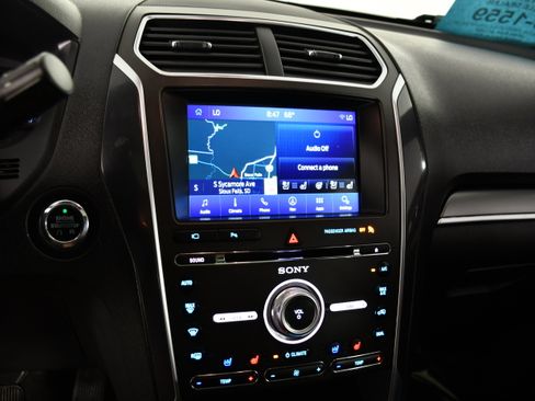 Used 2018 Ford Explorer Sport w/ Equipment Group 401A AWD/4WD image 25