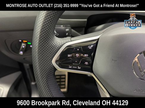 Used 2024 Volkswagen Tiguan SE R-Line image 18