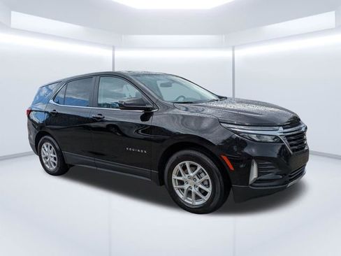 Used 2023 Chevrolet Equinox LT FWD image 2