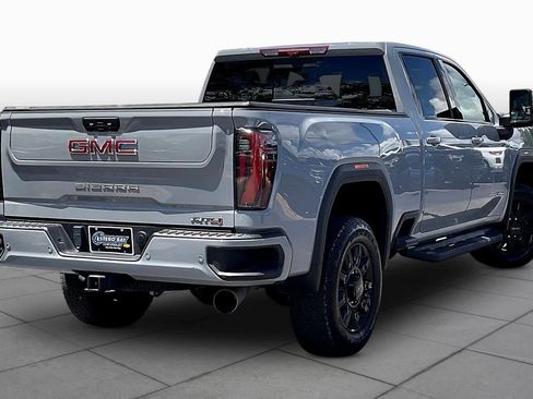 Used 2024 GMC Sierra 2500 AT4 w/ Technology Package AWD/4WD image 13