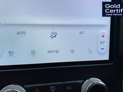 Certified 2024 Ford Edge Titanium AWD/4WD image 34