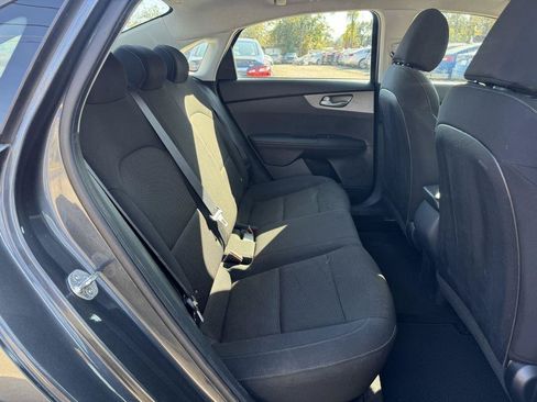 Used 2020 Kia Forte Sedan FWD image 10