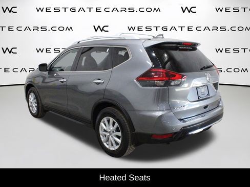 Used 2020 Nissan Rogue SV image 5