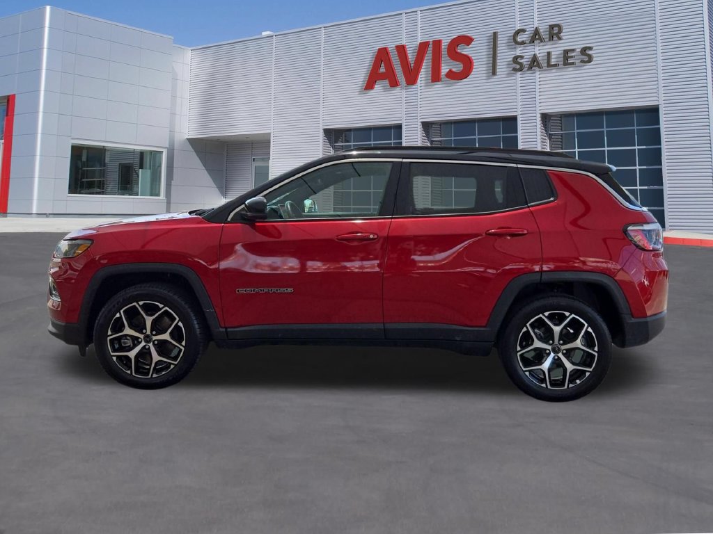 Used 2025 Jeep Compass Limited AWD/4WD image 10