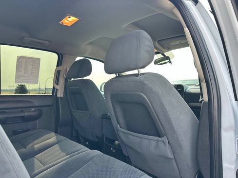 Used 2008 GMC Sierra 1500 SLE w/ Power Pack Plus AWD/4WD image 27
