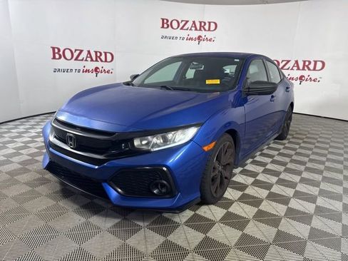 Used 2017 Honda Civic Sport image 4