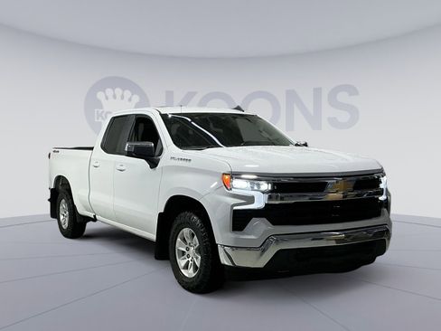Used 2022 Chevrolet Silverado 1500 LT image 18