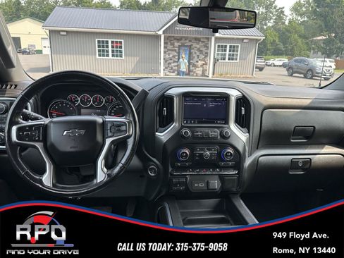 Used 2021 Chevrolet Silverado 1500 LT Trail Boss w/ Bed Protection Package AWD/4WD image 14