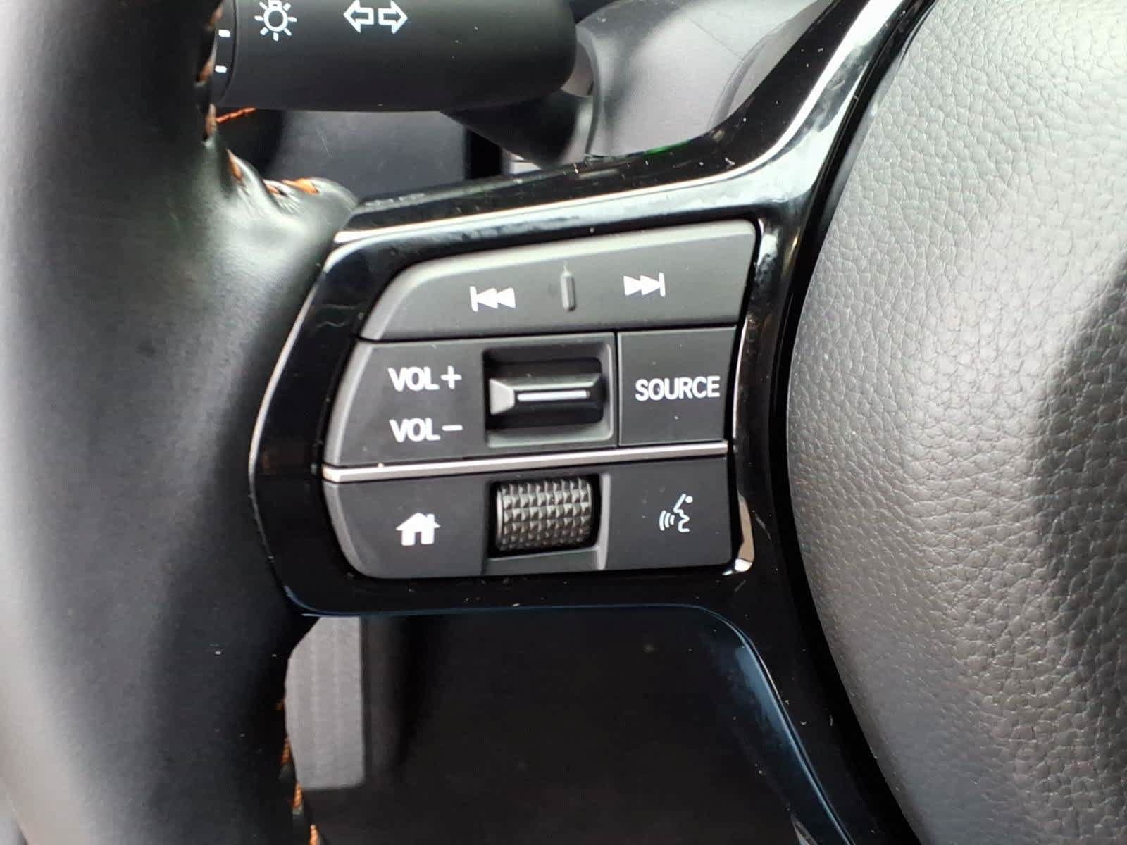 Used 2025 Honda HR-V Sport image 17