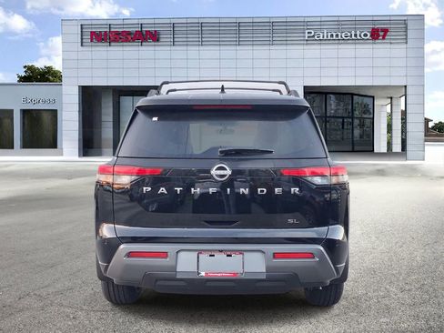 New 2026 Nissan Pathfinder SL FWD image 4