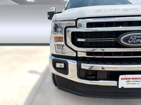 Used 2021 Ford F350 Lariat w/ Lariat Ultimate Package AWD/4WD image 10