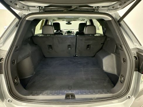Used 2023 Chevrolet Equinox Premier AWD/4WD image 31