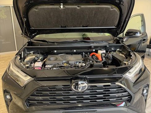 Used 2025 Toyota RAV4 XLE Premium w/ Weather Package AWD/4WD image 21