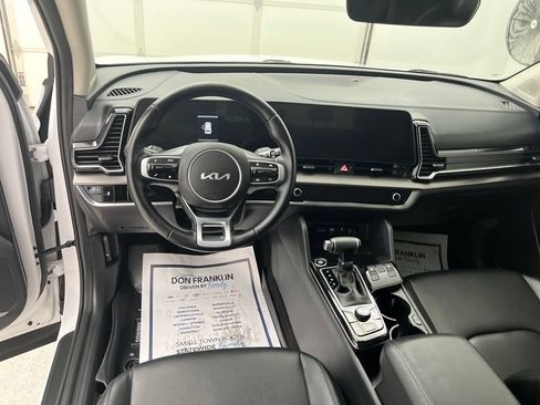 Used 2024 Kia Sportage EX AWD/4WD image 14