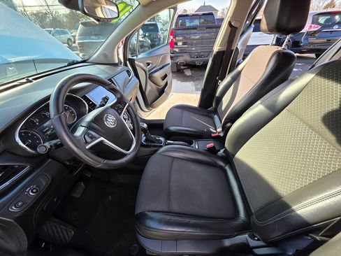Used 2018 Buick Encore Preferred image 15