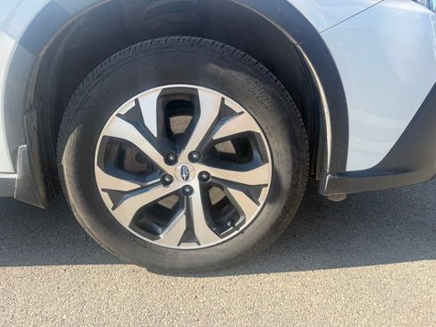 Used 2020 Subaru Outback Touring w/ Popular Package #2 AWD/4WD image 12