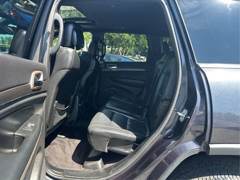 Used 2016 Jeep Grand Cherokee Limited w/ Trailer Tow Group IV AWD/4WD image 13