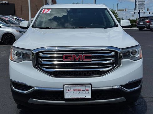 Used 2017 GMC Acadia SLE AWD/4WD image 2