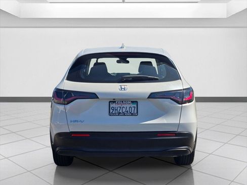 Certified 2024 Honda HR-V LX image 6
