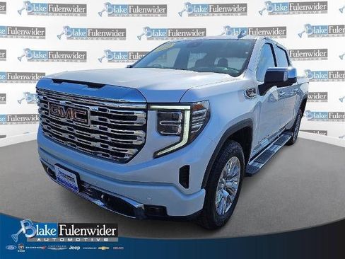 Used 2024 GMC Sierra 1500 Denali image 1