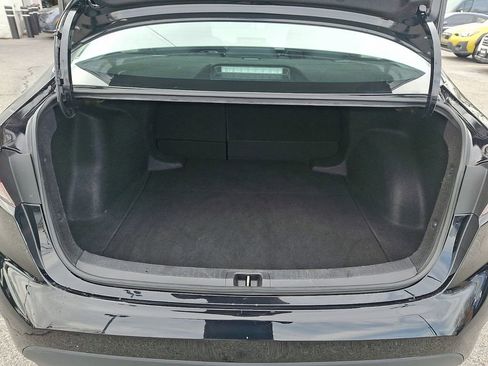 Used 2024 Toyota Corolla LE FWD image 28
