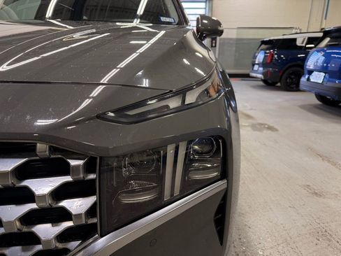 Used 2021 Hyundai Santa Fe Limited image 9