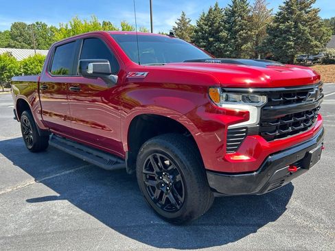 Used 2026 Chevrolet Silverado 1500 LT Trail Boss w/ Safety Package AWD/4WD image 21