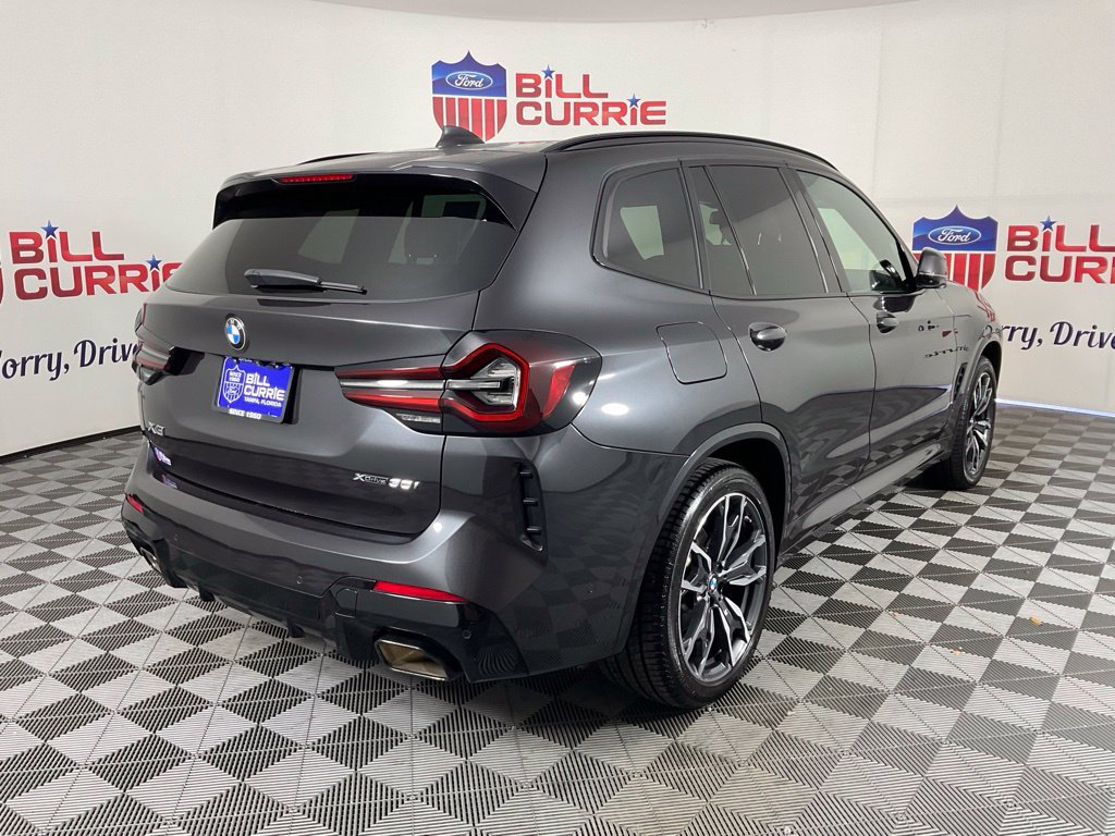 Used 2024 BMW X3 xDrive30i AWD/4WD image 3