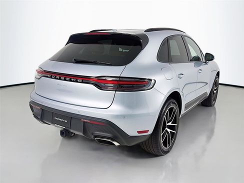New 2025 Porsche Macan image 28