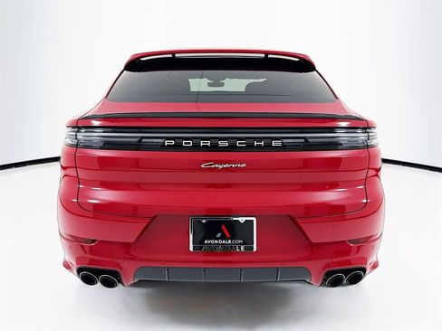 New 2026 Porsche Cayenne E-Hybrid Coupe image 10