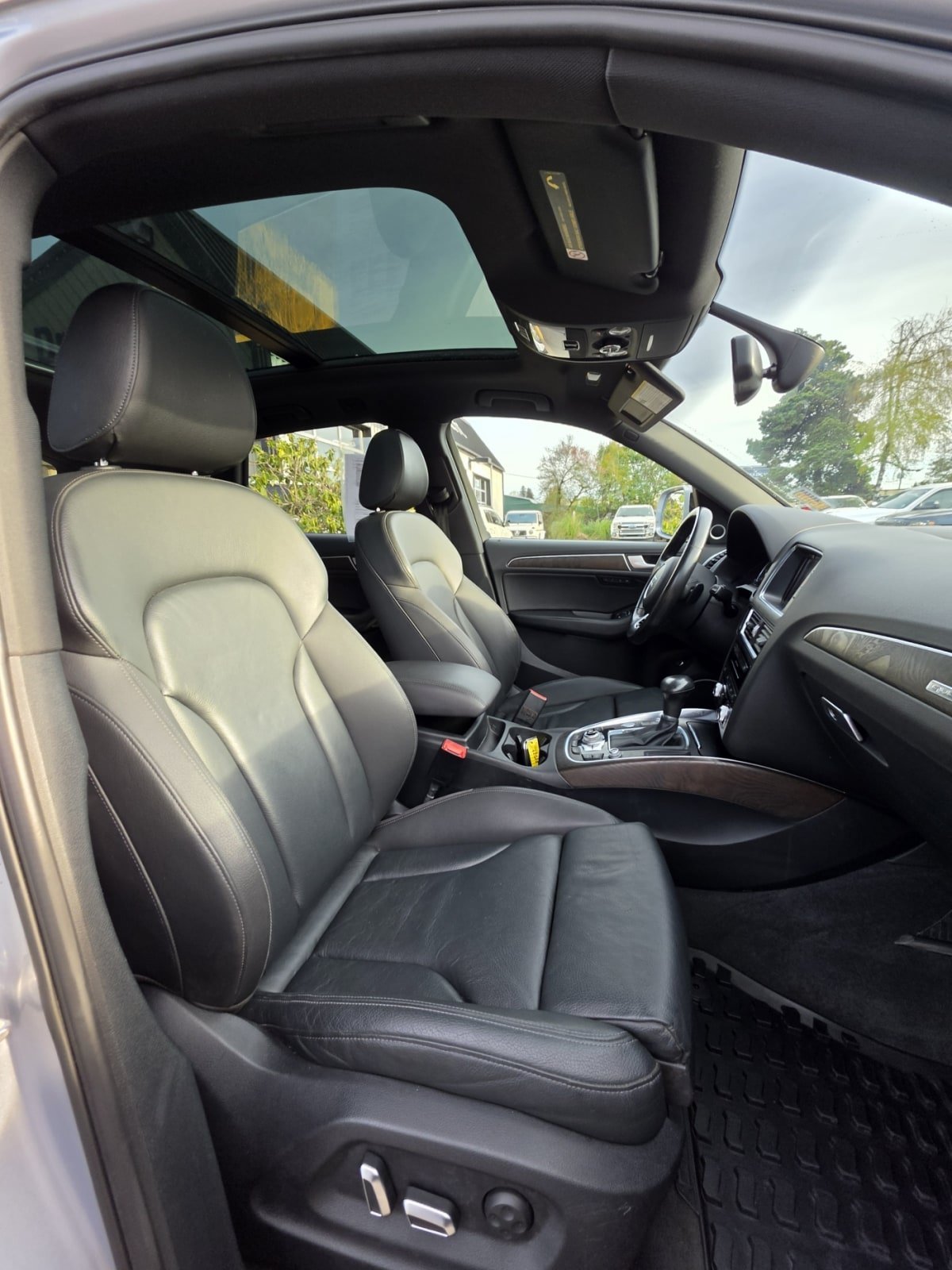 Used 2015 Audi Q5 3.0T Premium Plus w/ Technology Package AWD/4WD image 13