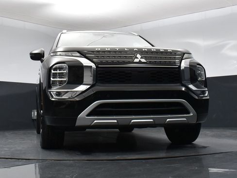 Used 2023 Mitsubishi Outlander SEL 40th Anniversary image 30