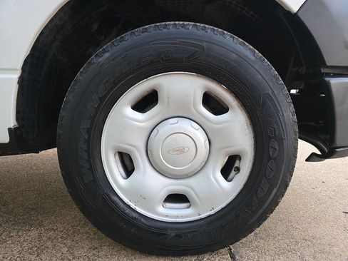 Used 2006 Ford F150 STX image 38