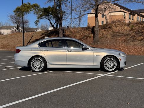 Used 2016 BMW 550i xDrive Sedan image 14