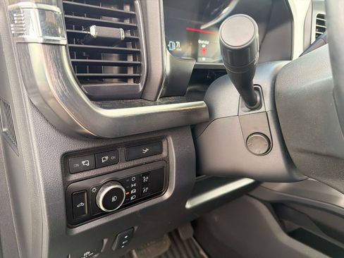 Used 2024 Ford F250 Lariat AWD/4WD image 43