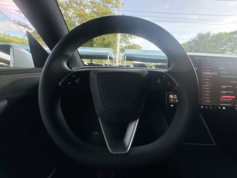 Used 2026 Tesla Model Y AWD image 15