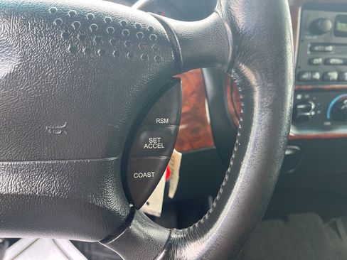 Used 2001 Ford F150 Harley-Davidson image 25