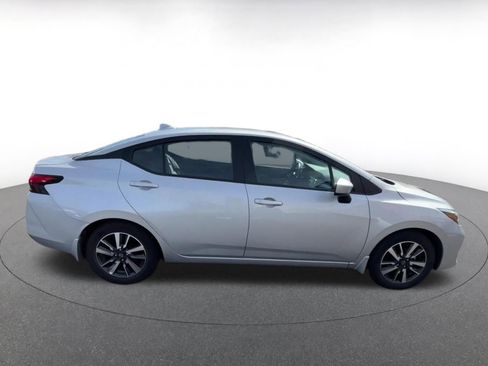Used 2025 Nissan Versa SV w/ Trunk Package FWD image 16