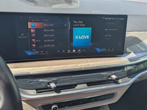 Certified 2025 BMW X7 xDrive40i w/ Executive Package AWD/4WD image 7