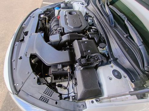 Used 2020 Kia Optima LX FWD image 70