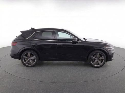 Used 2025 Genesis GV70 3.5T Sport w/ Sport Prestige Package AWD/4WD image 4