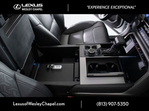 Used 2023 Toyota Sequoia Limited w/ TRD Off-Road Package AWD/4WD image 34