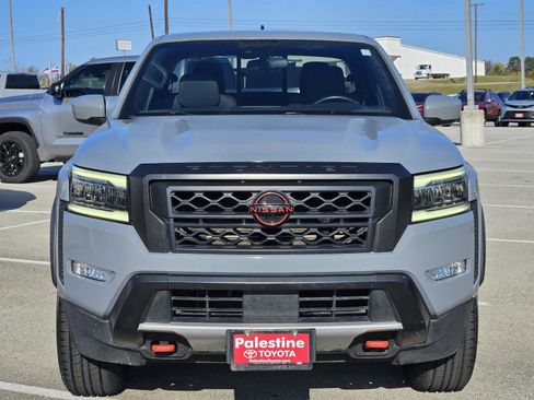 Used 2022 Nissan Frontier Pro-X w/ Technology Package image 6