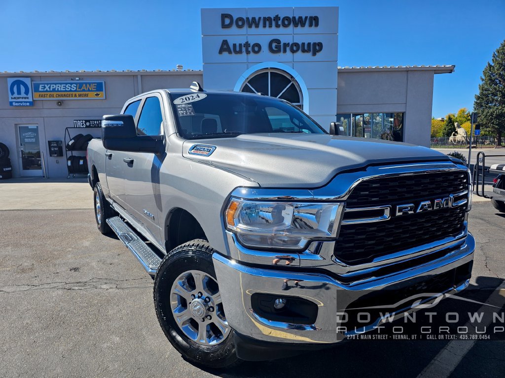 Used 2024 RAM 2500 Big Horn AWD/4WD image 4