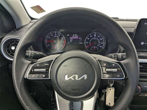 Used 2024 Kia Forte LXS w/ LXS Technology Package FWD image 14