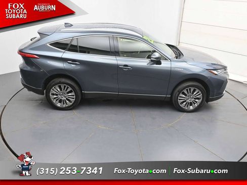 Used 2021 Toyota Venza XLE w/ Softex Package AWD/4WD image 30