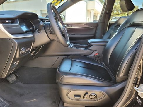 Used 2024 Jeep Grand Cherokee Limited image 11